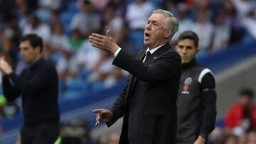 MADRID, 24/05/2023.- El entrenador del Real Madrid, Carlo Ancelotti, este miércoles, previo al partido de LaLiga entre el Rayo Vallecano y el Real Madrid, en el estadio Santiago Bernabéu de Madrid. EFE/ Kiko Huesca
