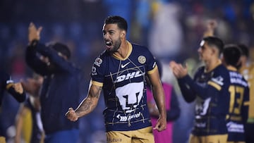 Pumas' Brazilian defender Nathan Silva celebrates after winning the Liga MX Apertura tournament football match between America and Pumas at the Ciudad de los Deportes stadium in Mexico City on September 29, 2024. (Photo by Rodrigo Oropeza / AFP)
