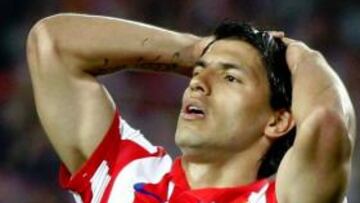 Agüero no encontró consueló tras la derrota.