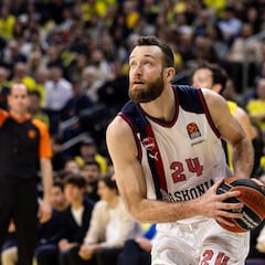 El Baskonia está ahora obligado a igualar la oferta del Valencia por Matt Costello