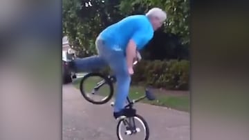 A grandfather borrowed his grandson’s bike and performed a couple of freestyle tricks to the surprise of those who were filming him.