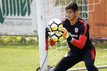 El portero de Universidad de Chile fue nominado a las dos primeras convocatorias de Rueda. En ese entonces se encontraba a préstamo en Cobreloa, pero desde que se acabo su cesión no volvió a ser considerado.