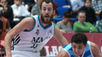 Sergio Rodríguez ante el Lagun Aro.