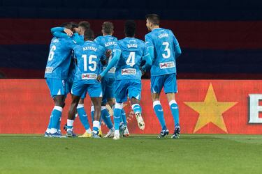 Aprobados y suspensos del Almería: Insuficiente recital de Maximiano