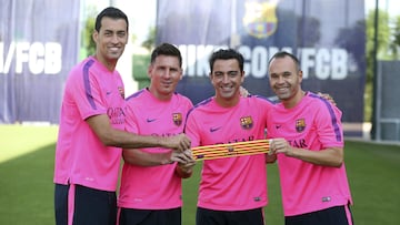 Junto a Xavi Hernández y Andrés Iniesta formó una de las mejores medulares del Barcelona y de la selección española. Sergio Busquets forma parte de la que, posiblemente, sea la mejor época del club catalán y de la selección.