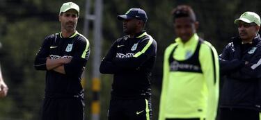 Juan Pablo Ángel opina sobre las cifras millonarias del fútbol chino