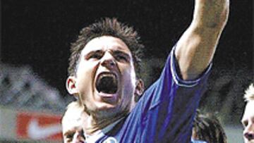 Lampard es uno de los mejores jugadores del Chelsea.