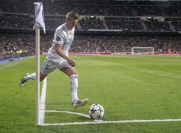 Tras su consolidación en Bayern y ganar el Mundial con Alemania, en 2014 pasó al Real Madrid y cumple su cuarta temporada con este club. Arma clave en el esquema de Zidane. Lleva 10 títulos con el equipo español.