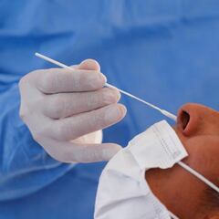 Un estudio preliminar sugiere en qué momento del día hay más transmisión de la COVID-19