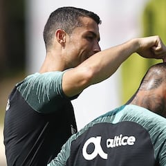 Cristiano, pletórico: baile con el balón y vacile a Quaresma
