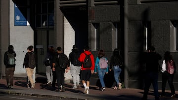 Estudio revela las 10 clases online más solicitadas por los chilenos