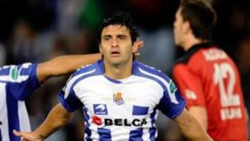 <b>NECESIDAD. </b>Bueno celebra un gol, justo lo que le hace falta a la Real.