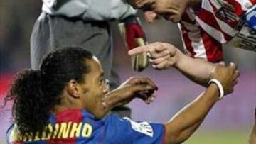 <b>DOS FALLOS.</B> Ronaldinho ha fallado dos de los seis penaltis lanzados esta temporada.