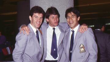 Foto de los Jugadores Javier Aguirre, Javier Ledesma y Benjamin Galindo de la Seleccion Mexicana en 1988

1988/MEXSPORT/David Leah