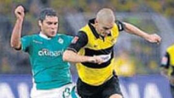 <b>TOCADOS. </b>El Werder Bremen cayó goleado ante el Borussia.