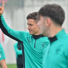 Ander Herrera vuelve al grupo en Lezama para la cita ante Osasuna