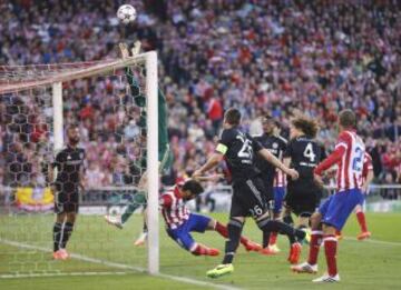 La lesi¨®n de Petr Cech.