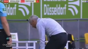 Favre se lesiona festejando el gol de Haaland