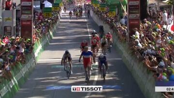 Resumen de la Vuelta a Suiza etapa 8: Démare se impone al sprint y Porte sigue líder