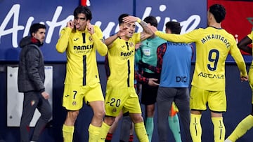 Villarreal's Spanish forward #07 Gerard celebrates scoring his team's second goal during the Spanish league football match between CA Osasuna and Villarreal CF at Sadar Stadium in Pamplona on January 31, 2026. (Photo by ANDER GILLENEA / AFP)
