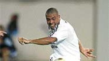 <B>BUEN PROMEDIO</B>. A sus 26 años, Ronaldo lleva conseguidos 55 goles con la selección brasileña.