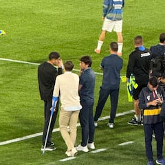 Davinchi, en muletas en la previa del Getafe - Real Madrid