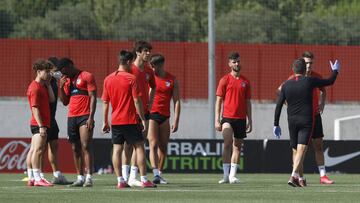 El Atlético B se entrena para preparar el playoff a Segunda