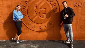 Paula Badosa y Javier Mart&iacute;, en Roland Garros. 