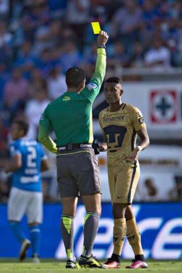 Así se dio el encuentro entre cementeros y los felinos celebrado esta tarde en el Estadio Azul