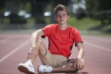 El más polifacético de los ochocentistas. El talentoso mediofondista de Viveiro es capaz de ser campeón de España de cross Sub-23 y correr un 800 en 1:45.78, algo que le dio el pase para Doha, pese a que él estuviese preparando en un principio los 1.500. 