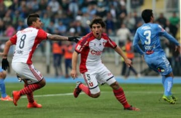 El uruguayo llegó como figura desde Cerro Porteño y en la U rindió desde el primer día. Hoy es seleccionado uruguayo. Podría emigrar a México.