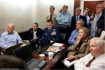 ? Official White House Photo by Pete Souza
https://www.flickr.com/photos/whitehouse/