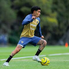 Leo Suárez convocado y listo para el Pumas vs Tigres