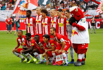 El once titular del Red Bull Salzburg: Stankovic; Kristensen, Ramalho, Onguene, Ulmer; Minamino, Bernede, Samassekou; Szoboszlai; Koita y Haaland.