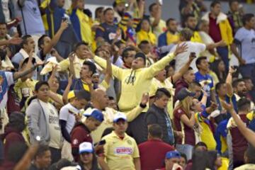 Club America fans in full voice