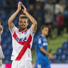 Santos descubrió el tesoro en el 87’ y dispara al Alavés