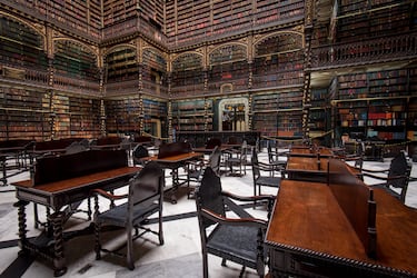 Tesoro arquitectónico y cultural. El edificio es el mejor ejemplo del estilo Neomanuelino fuera de Portugal. Este estilo, una reinterpretación del gótico tardío portugués. Su fachada, inspirada en el famoso Monasterio de los Jerónimos de Belém en Lisboa. Fue fundado en 1837 por 43 inmigrantes portugueses, en su mayoría refugiados políticos, que querían promover la cultura y la literatura portuguesa en Brasil.