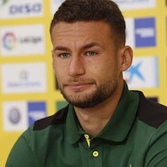 Danny Blum: "Pienso que este año sí que voy a triunfar"