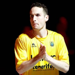 La leyenda continúa: Marcelinho Huertas renueva hasta 2024