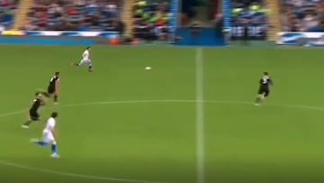 ¡A lo Bolt! La gran corrida de Brereton desde su campo en nuevo gol para Blackburn