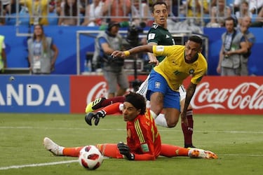 Los mejores partidos de Memo Ochoa con Selección Mexicana
