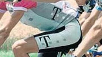 <b>DANESES. </b>Jesper Skibby y Bjarne Riis en el Tour de Francia 1996.