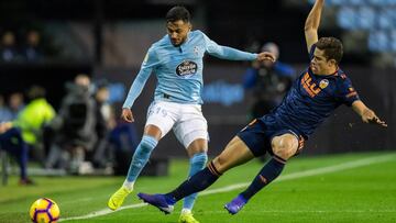 Sofiane Boufal es uno de los cuatro jugadores que está al borde de cumplir ciclo de tarjetas.