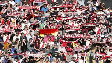 La afici&oacute;n del Rayo Vallecano en la grada.