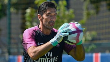 Buffon: "Cuando jugué contra el hijo de Chiesa pensé que era el momento de retirarme..."