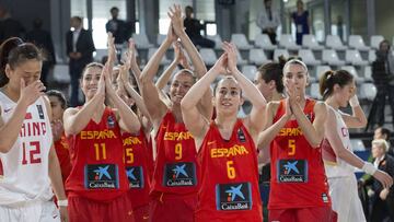 La Selección femenina celebra el triunfo ante China.