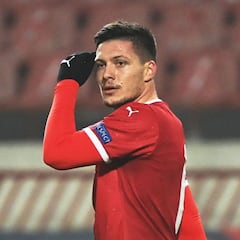 Real Madrid striker Jovic tests positive for coronavirus