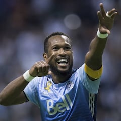 El tico Kendall Waston renueva contrato con los Vancouver Whitecaps