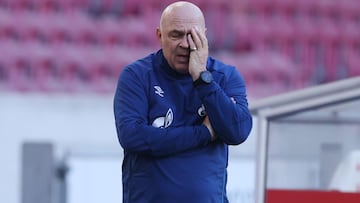 Gross out as Schalke sack entire first-team technical staff