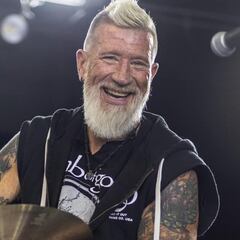 Muere Jon Wysocki, fundador del grupo de rock Staind